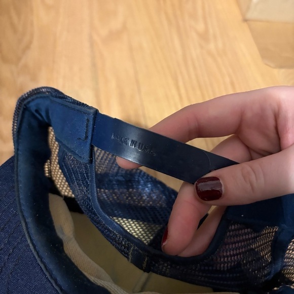 Vintage Lancaster Ford Tractor The Reliables Mesh Snap Back Trucker Hat Blue - Picture 6 of 7